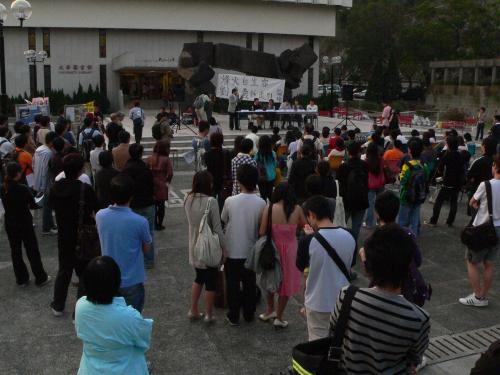 Crowds.JPG